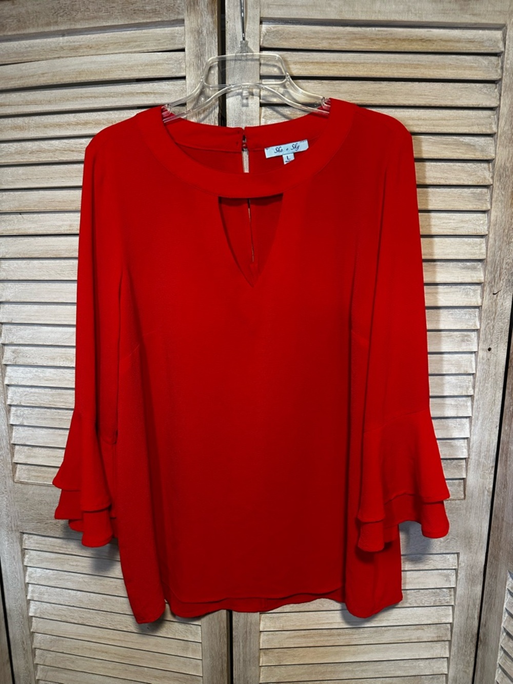 She + Sky Keyhole Tunic Blouse
